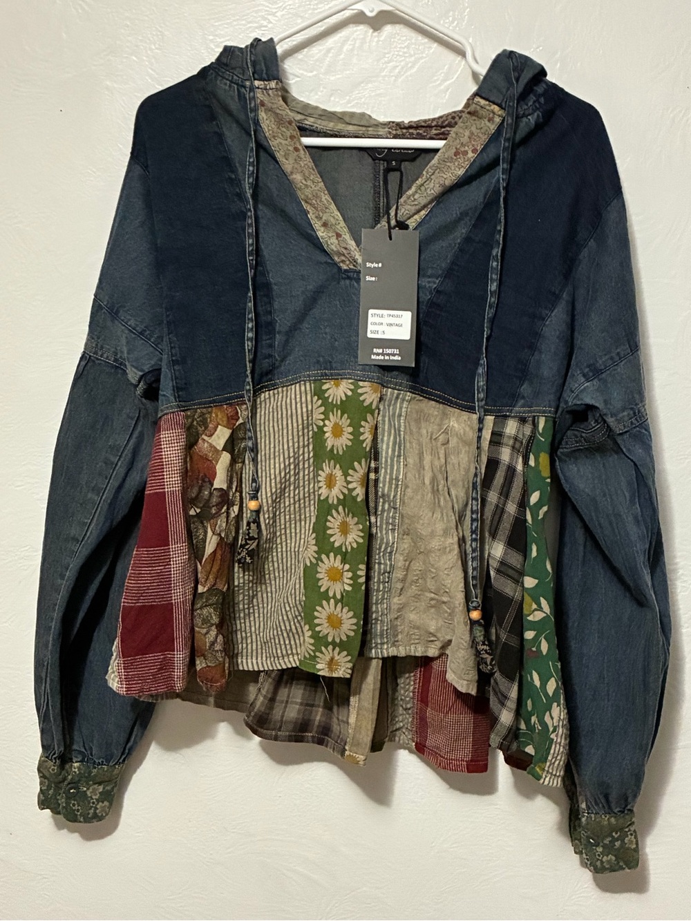 NWT Young Threads Mixed Media Patchwork Denim Hoodie top - Picture 3 of 15